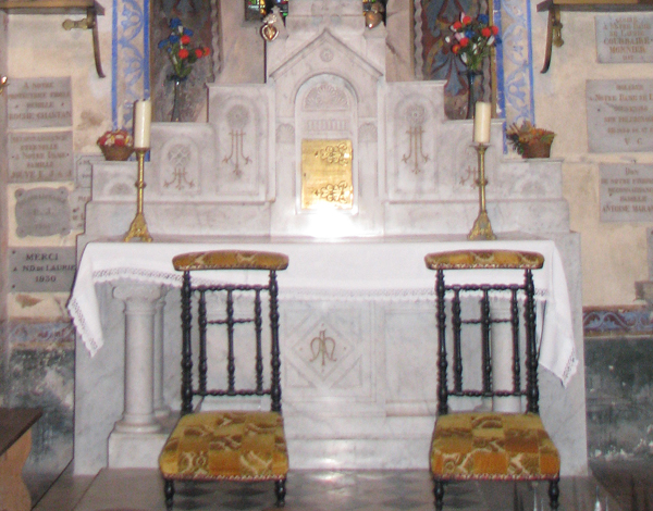 1889 : un nouvel autel pour la Vierge en majesté